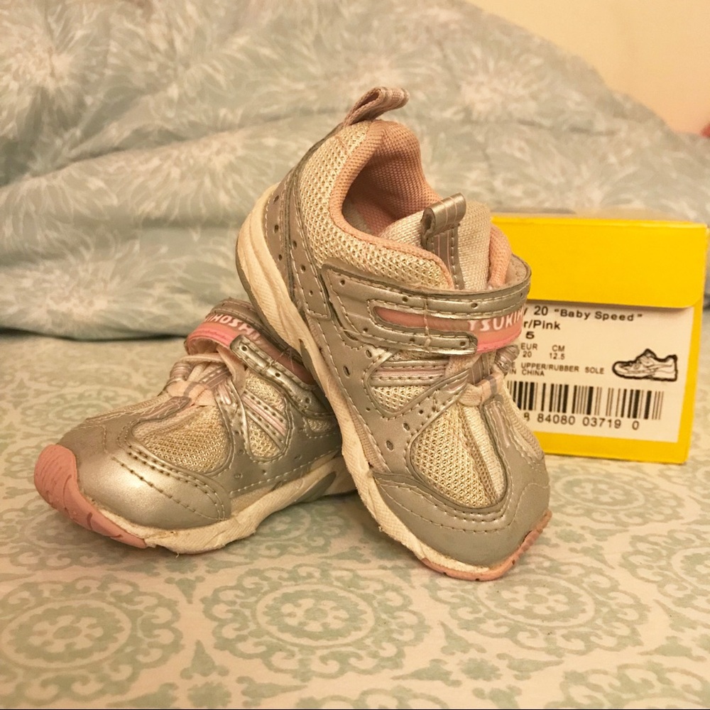 Baby Girl Sz 5 Silver/Pink Sneakers